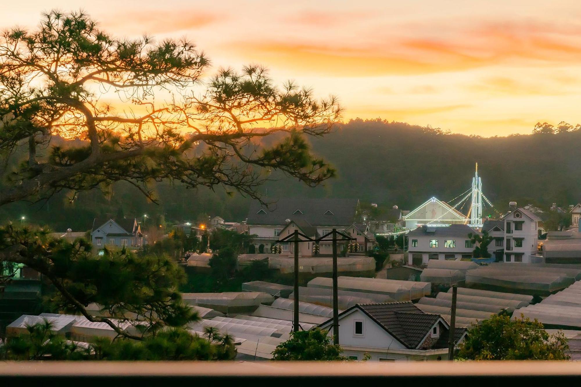 Pine View Hotel Dalat Da Lat Exterior foto